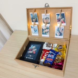 Box Casal Com Fotinhas + Quadro Personalizado